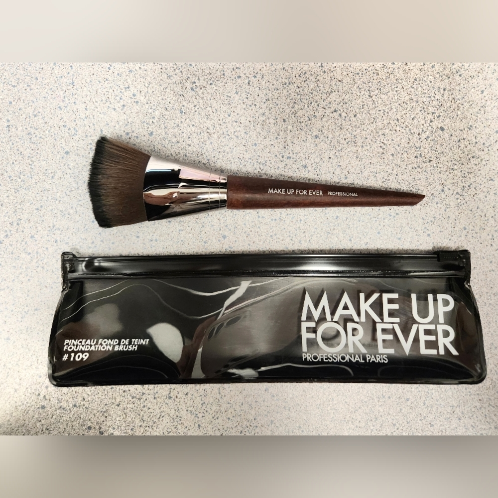MAKE UP FOREVER #109 Foundation Brush